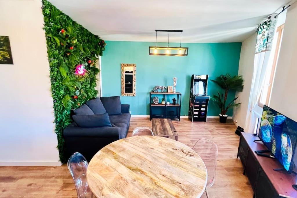 Jungle Room Le Muy Zewnętrze zdjęcie